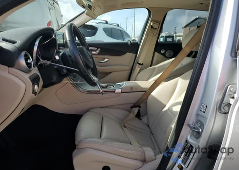 2018 Mercedes-Benz Glc 300 4Matic z USA, uszkodzony, nr VIN WDC0G4KB2JV102108